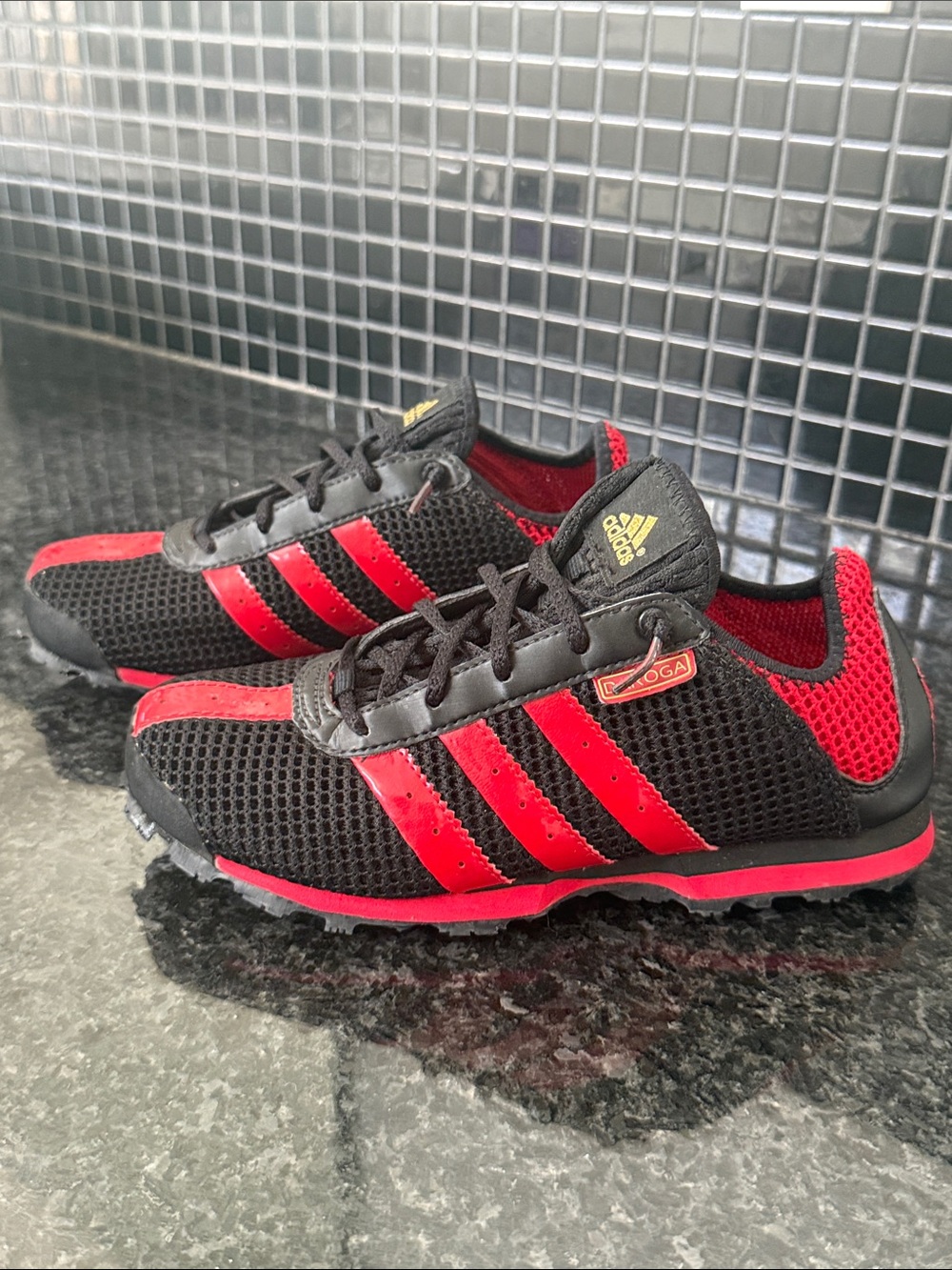 adidas Daroga